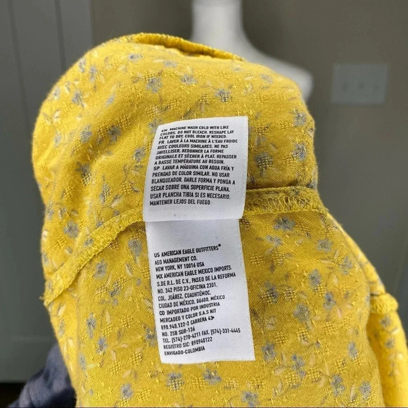 American Eagle Yellow and Blue Floral Print Off The Shoulder Top Ruffles Straps - Picture 10 of 12